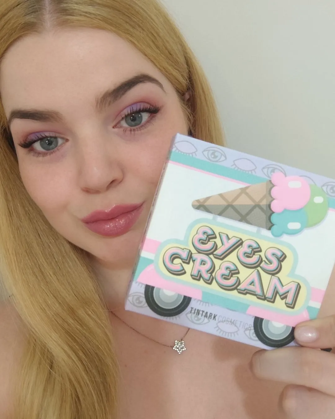 Eyes Cream Eyeshadow Palette --Fun & Folding Series