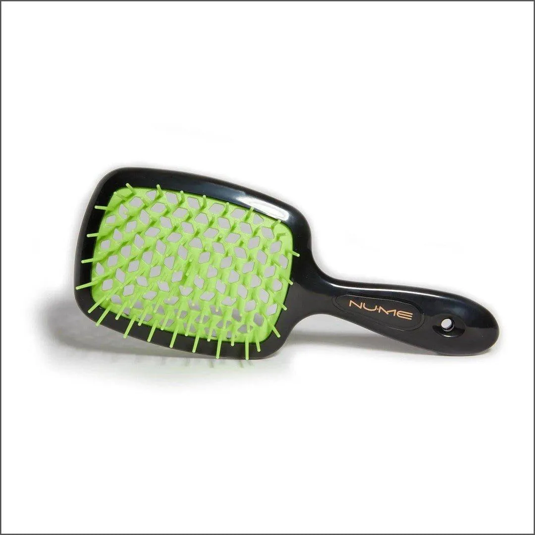 NuMe Scalp Massage Brush