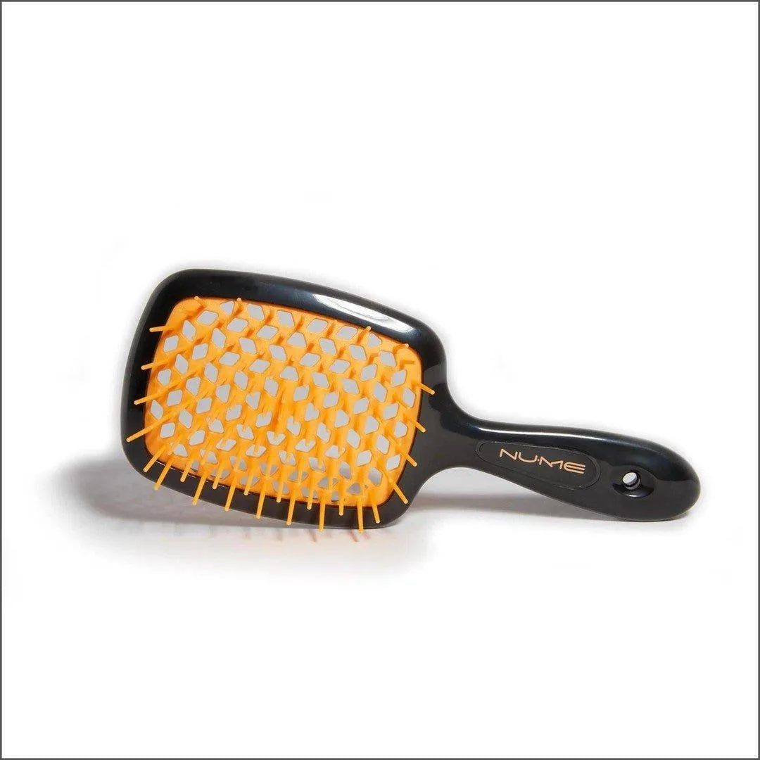 NuMe Scalp Massage Brush